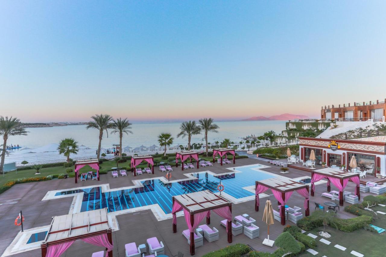 SUNRISE Arabian Beach Resort